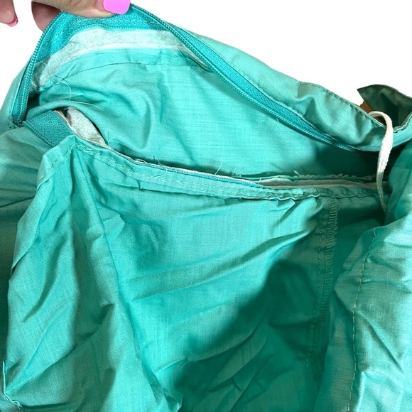 Vintage Unisex Puma Aqua Blue Windbreaker Jacket with Hidden Hood Size Medium - Picture 9 of 11